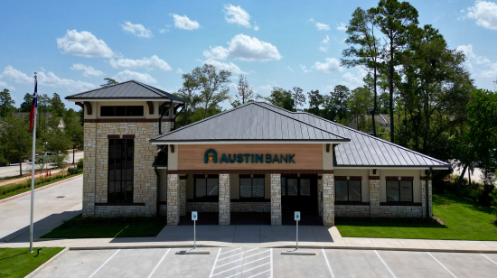 Austin Bank in The Woodlands